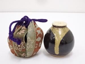 茶入（仕覆付）　□z